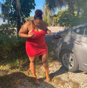 Meet your Posher, Kamilah